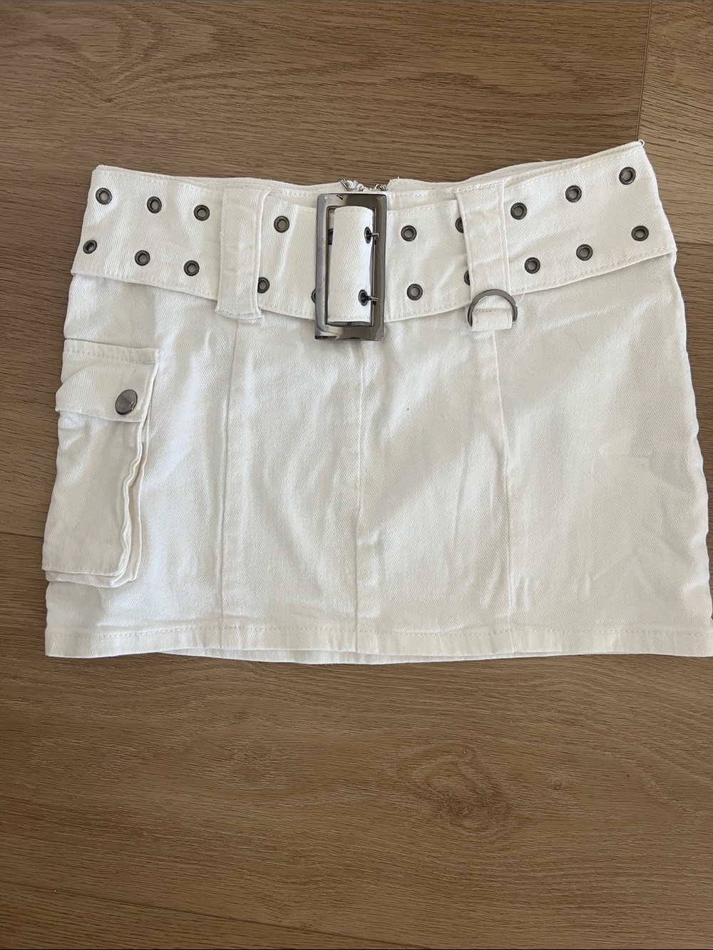Edikted White Mini Skirt with Wide Grommet Belt